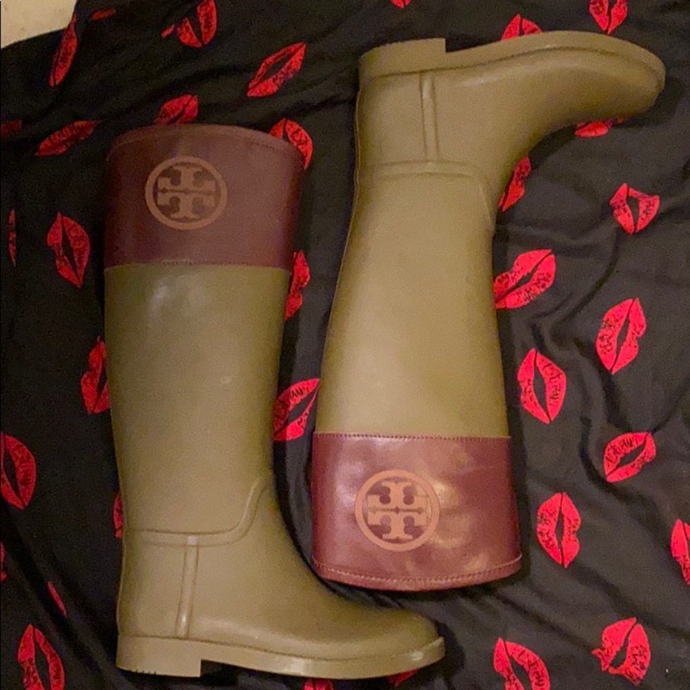 Tory Burch Rainboots